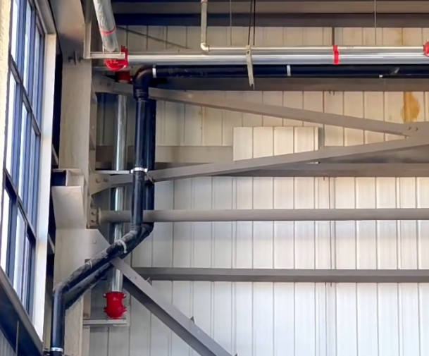 {江西虹吸排水专业管道}雨水顺着预先设计好的路径迅速排出